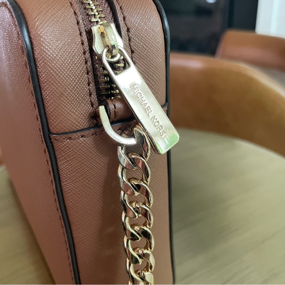 Michael Kors Jet Set Stripe Crossbody - Picture 6 of 9